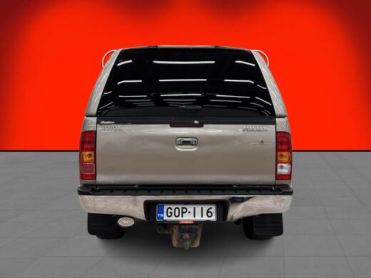 Toyota Hilux vaihtoauto
