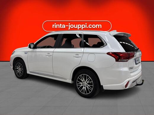 Mitsubishi Outlander PHEV vaihtoauto