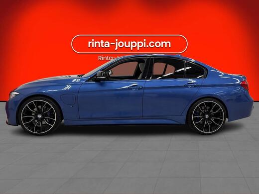 BMW 330 vaihtoauto
