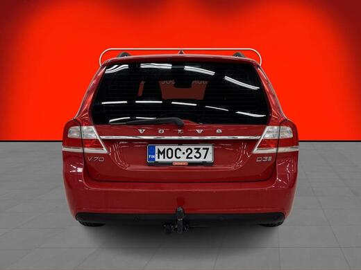 Volvo V70 vaihtoauto