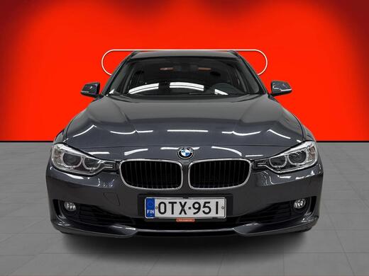 BMW 320 vaihtoauto