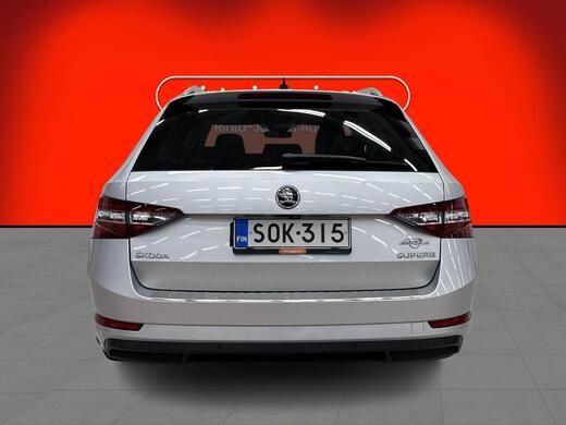 Skoda Superb vaihtoauto