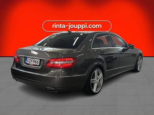 Mercedes-Benz E vaihtoauto