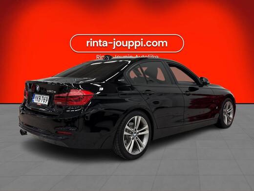 BMW 330 vaihtoauto