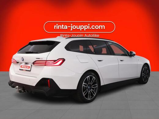BMW i5 vaihtoauto