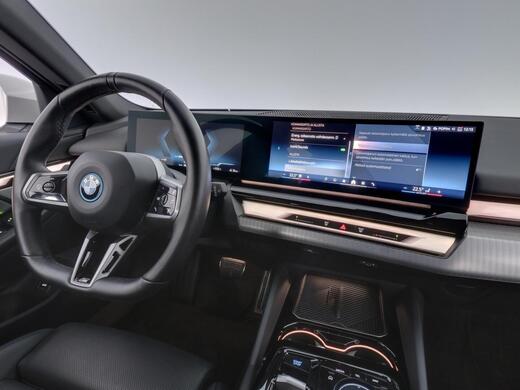 BMW i5 vaihtoauto