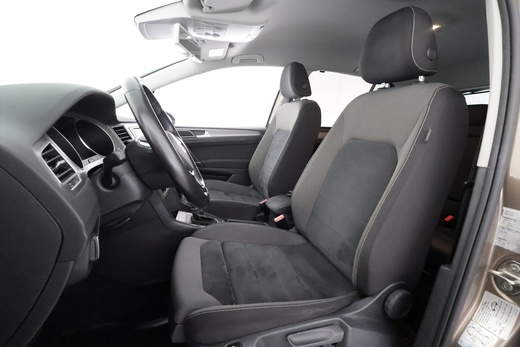 Volkswagen Golf Sportsvan vaihtoauto