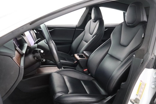 Tesla Model S vaihtoauto
