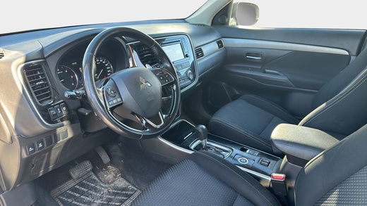 Mitsubishi Outlander vaihtoauto