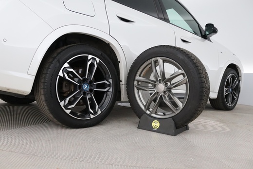 BMW iX1 vaihtoauto