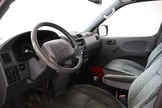 Toyota Hiace vaihtoauto