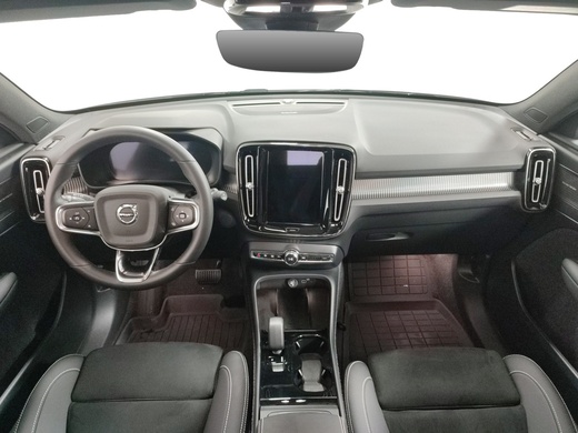 Volvo EX40 vaihtoauto