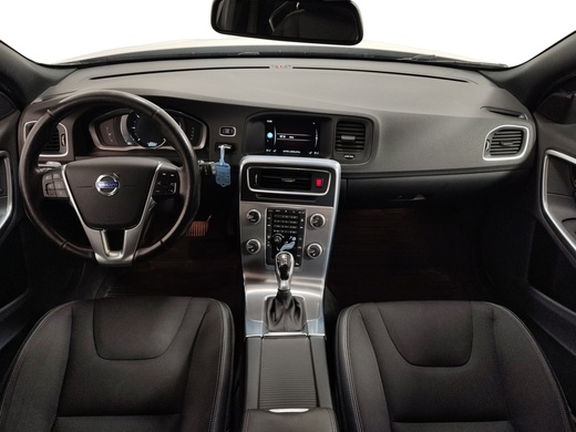 Volvo V60 Cross Country vaihtoauto