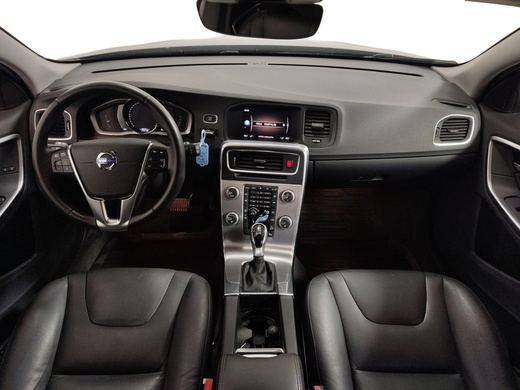 Volvo V60 Cross Country vaihtoauto