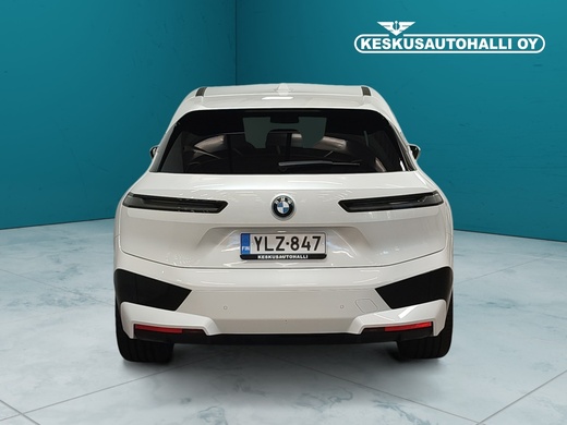 BMW iX vaihtoauto