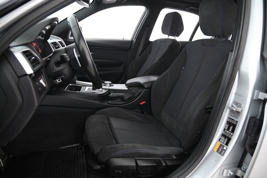 BMW 330 vaihtoauto