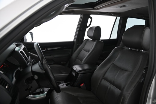 Toyota Land Cruiser vaihtoauto