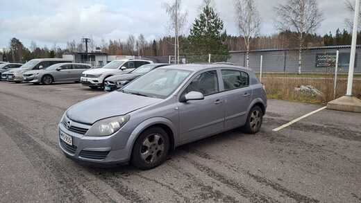 Opel Astra vaihtoauto