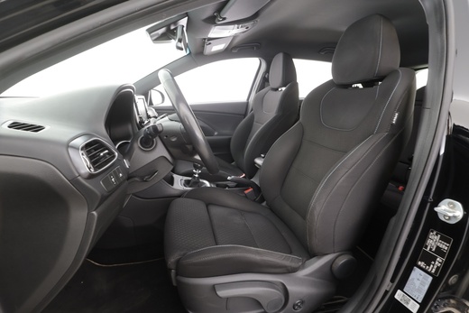 Hyundai i30 5d vaihtoauto