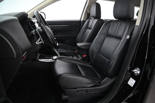 Mitsubishi Outlander vaihtoauto