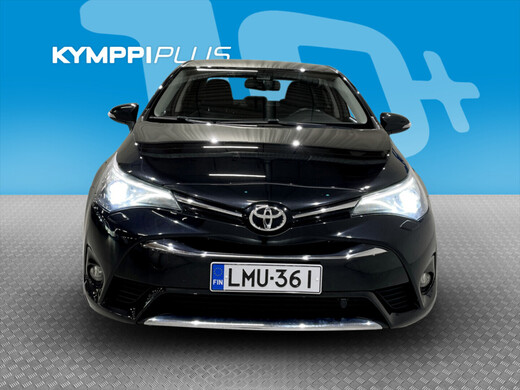 Toyota Avensis vaihtoauto