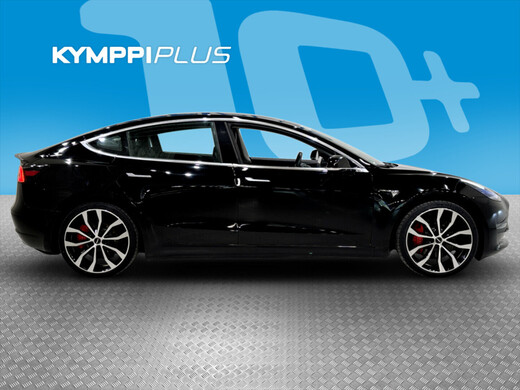 Tesla Model 3 vaihtoauto