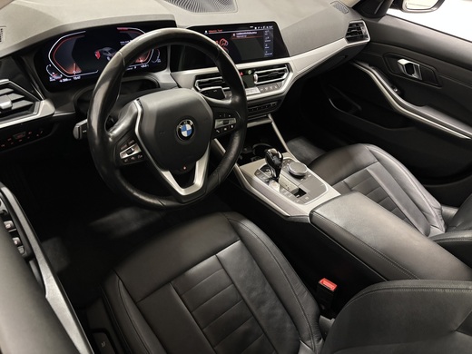 BMW 320 vaihtoauto