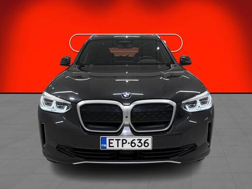 BMW iX3 vaihtoauto