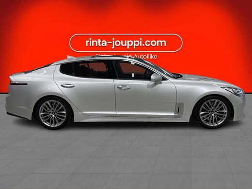 Kia Stinger vaihtoauto