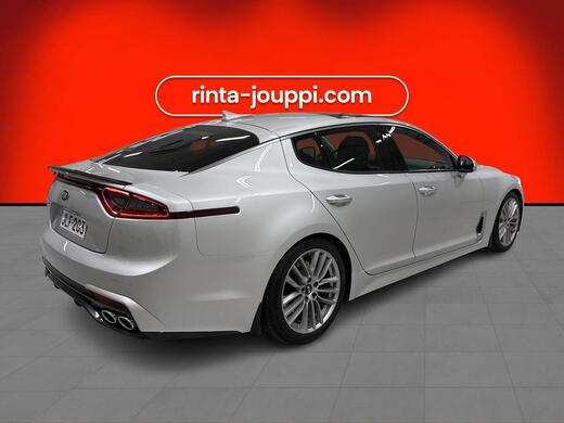 Kia Stinger vaihtoauto
