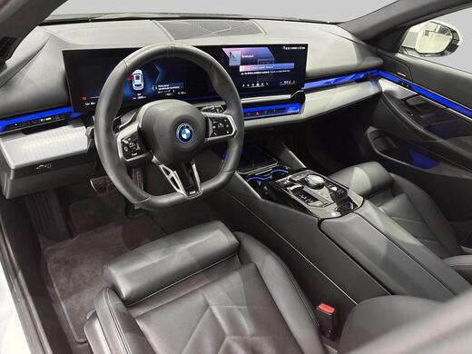 BMW i5 vaihtoauto