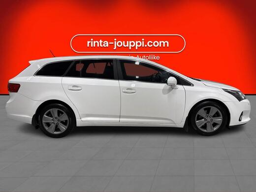 Toyota Avensis vaihtoauto