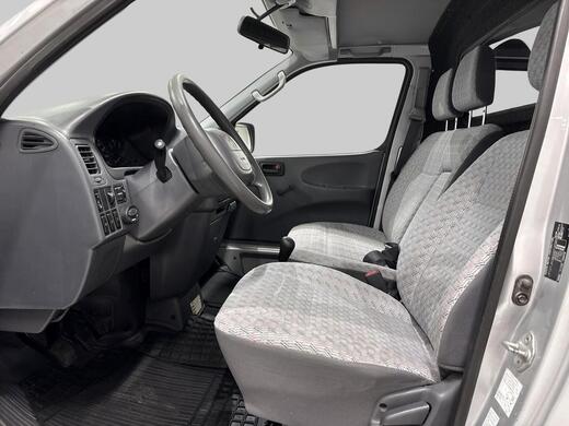 Toyota Hiace vaihtoauto