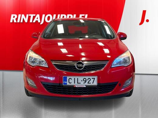 Opel Astra vaihtoauto