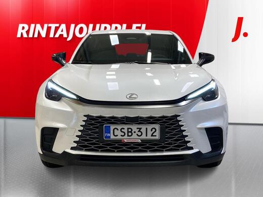 Lexus LBX vaihtoauto