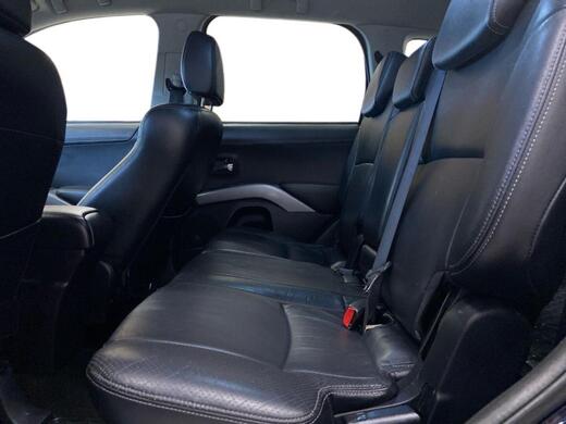 Mitsubishi Outlander vaihtoauto