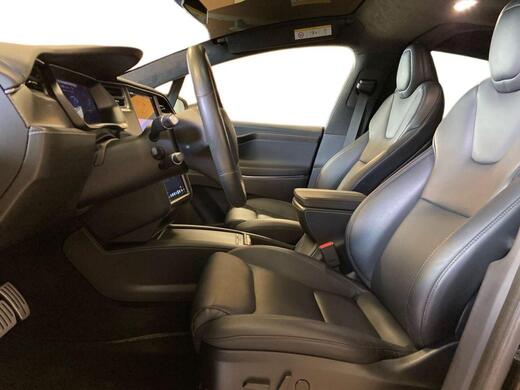 Tesla Model X vaihtoauto