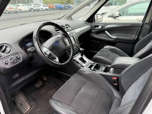 Ford S-MAX vaihtoauto