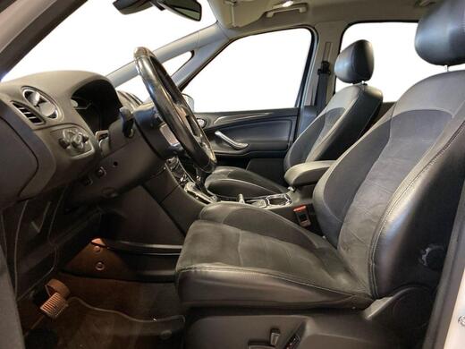 Ford S-MAX vaihtoauto