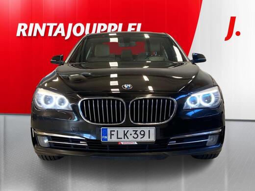 BMW 750 vaihtoauto