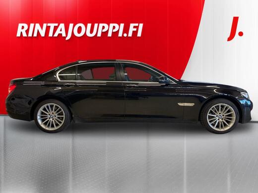 BMW 750 vaihtoauto