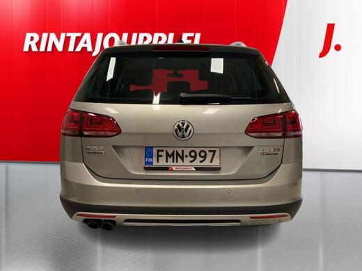 Volkswagen Golf vaihtoauto