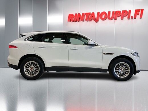 Jaguar F-PACE vaihtoauto