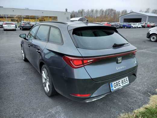 SEAT Leon Sportstourer vaihtoauto