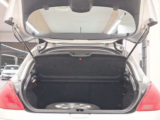 Peugeot 308 vaihtoauto