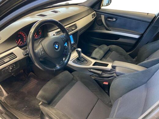 BMW 323 vaihtoauto