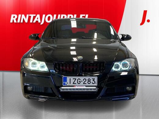 BMW 323 vaihtoauto