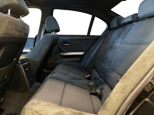 BMW 323 vaihtoauto
