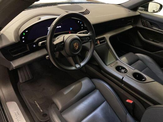 Porsche Taycan vaihtoauto