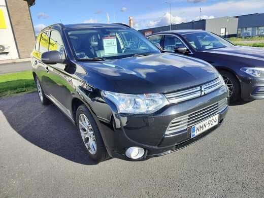 Mitsubishi Outlander PHEV vaihtoauto